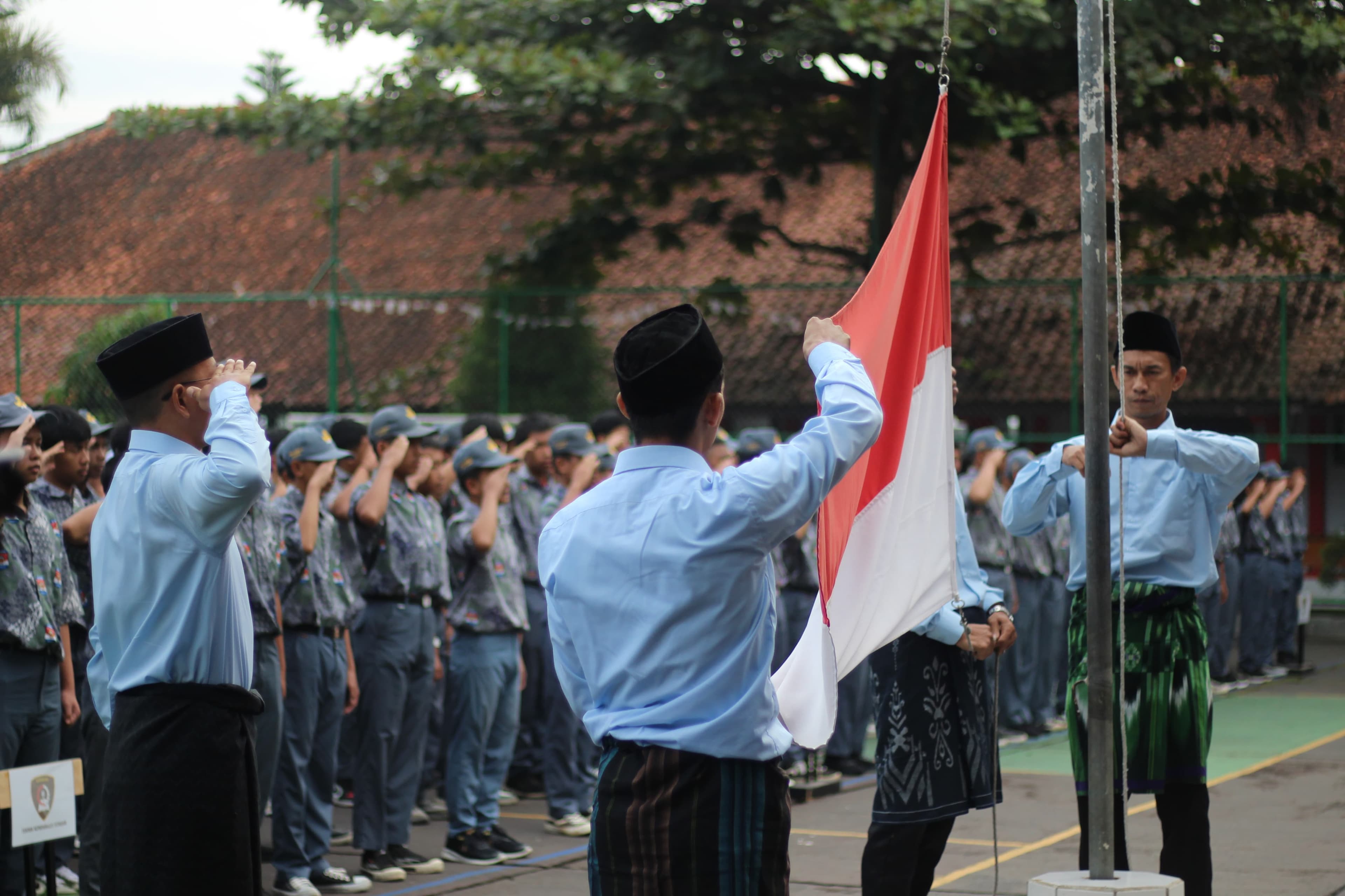 SMKN 9 Garut Meriahkan Peringatan Hari Guru Nasional: Guru Inspirasi, Siswa Prestasi, Perayaan dalam Kebersamaan