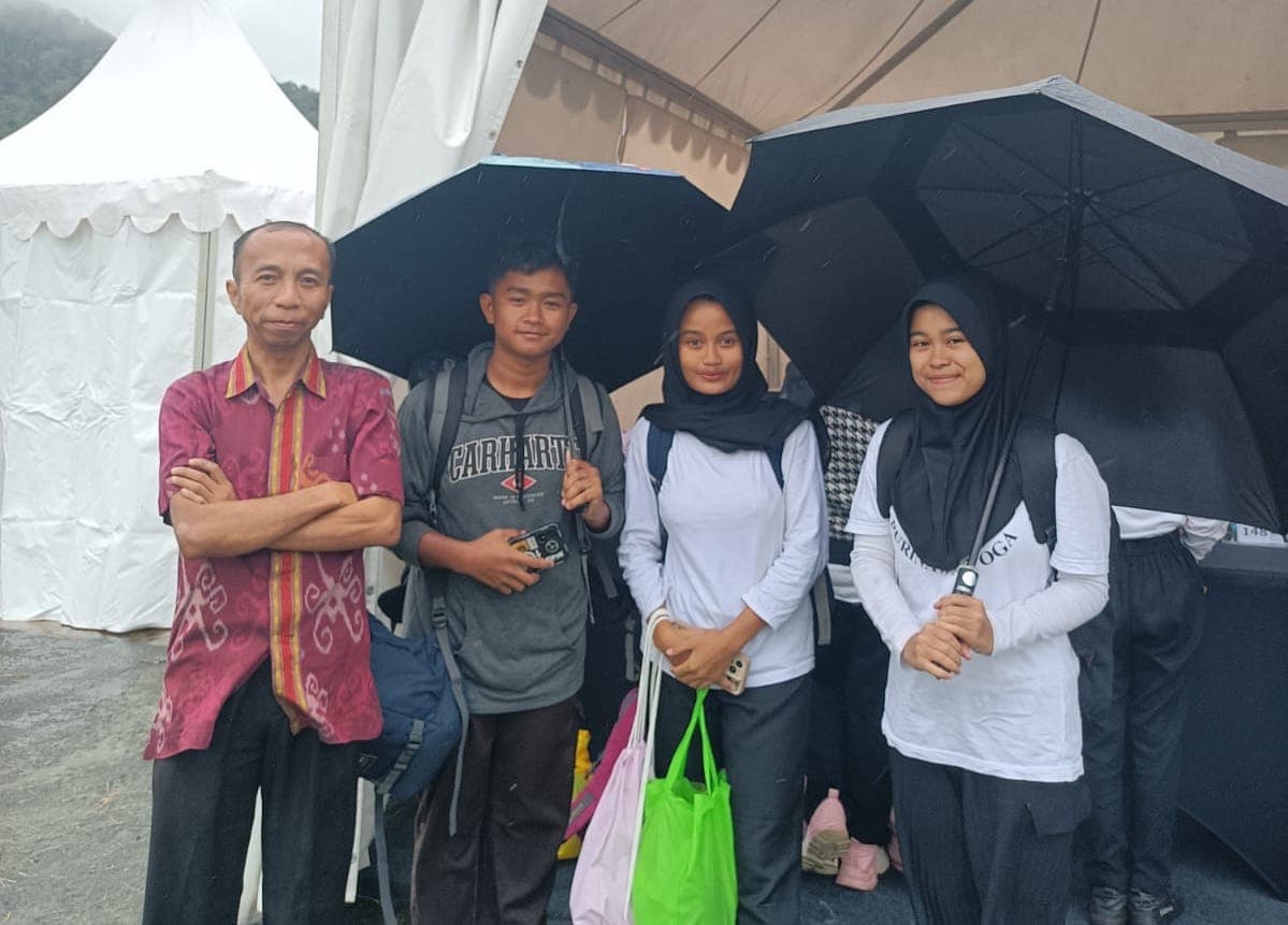 Siswa Kelas X SMKN 9 Garut Ikuti West Java Youth Camp Gelombang VI: Semangat Muda Melawan Korupsi di Ranca Upas