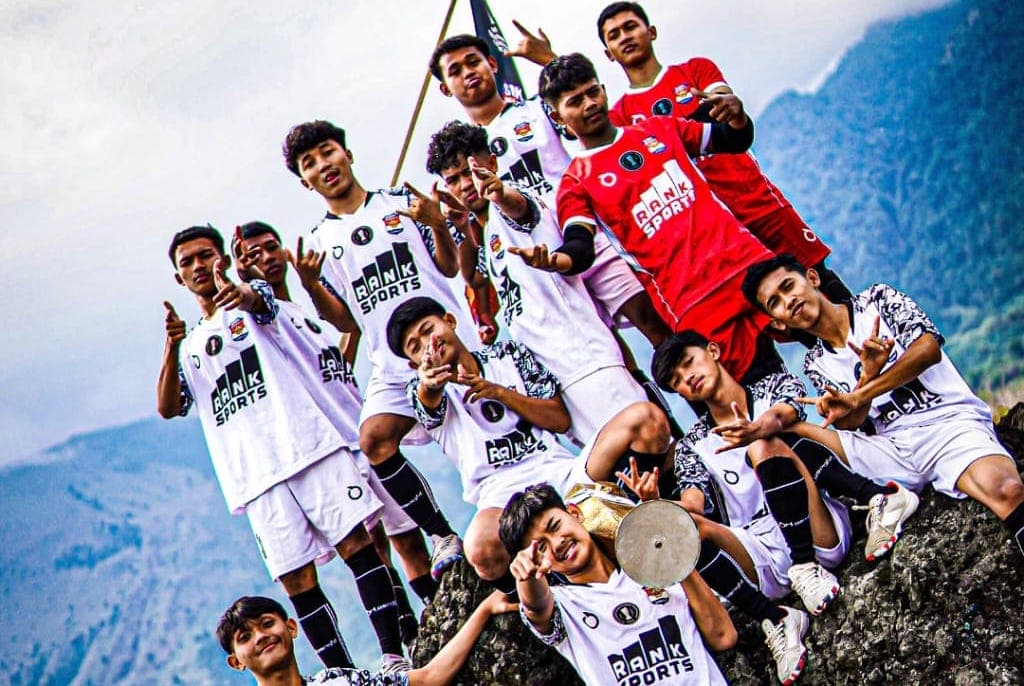 Mengukir Prestasi Gemilang, SMKN 9 Garut Finish di Peringkat 14 Nasional Wondr Futsal Series 2025